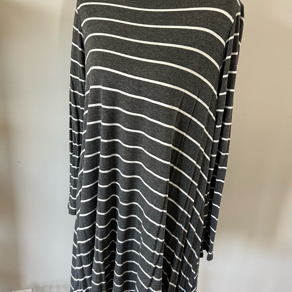 Altar'd State Gray and White Striped Long Sleeve Tee